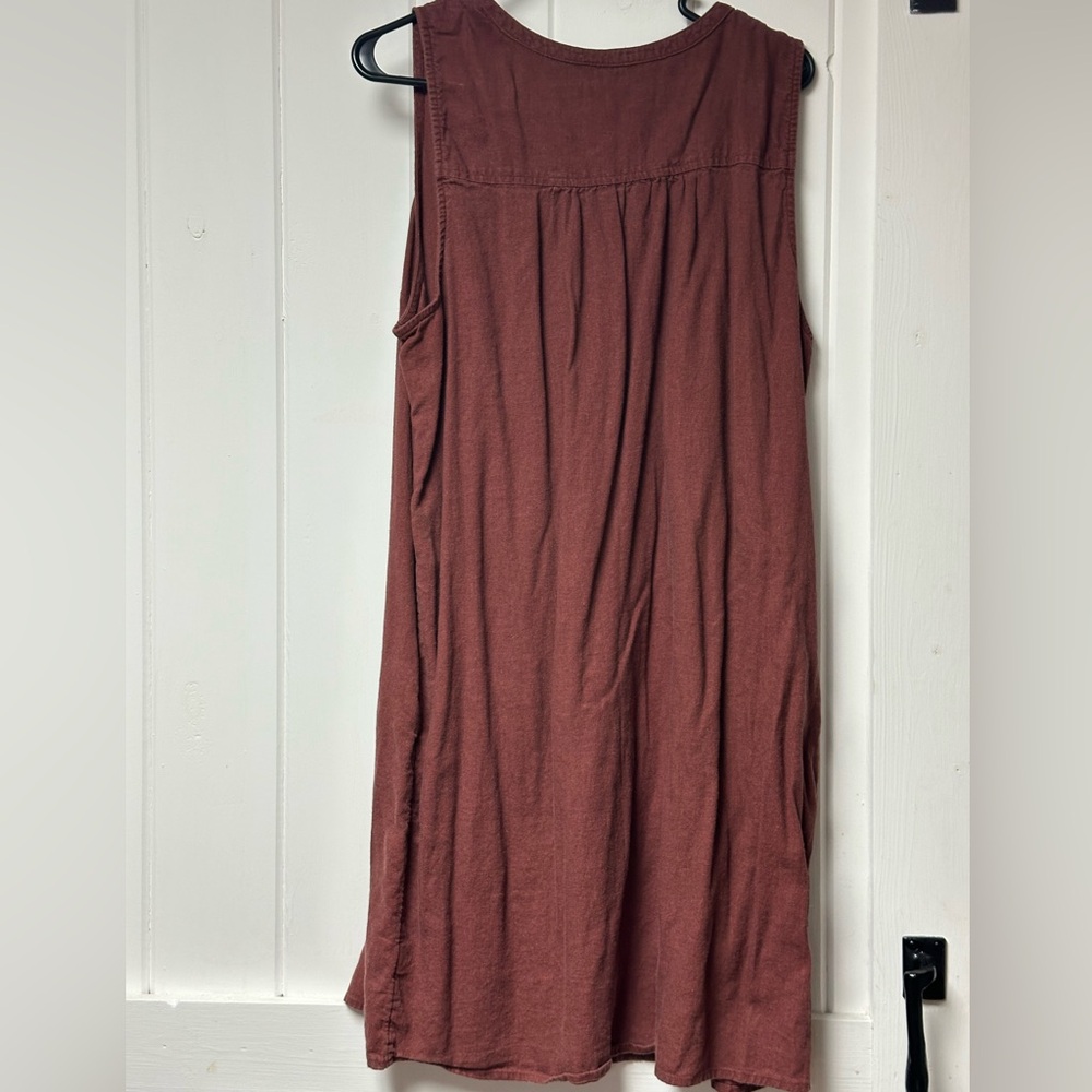 Knee length dress - Picture 6 of 6